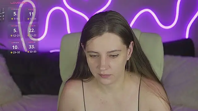 Snapshot of ValeryMurr chatting on 5, 11, 2025 ValeryMurr online show from 5, 11, 2025