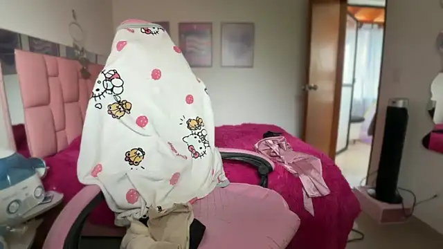 lunesweet online show from 19, 2, 2026