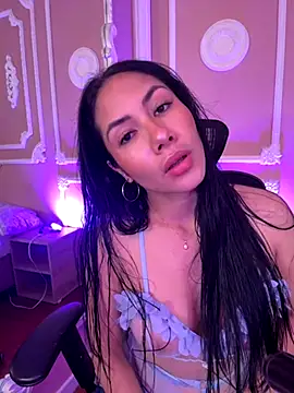 ArianaReynoldss online show from 13, 10, 2025