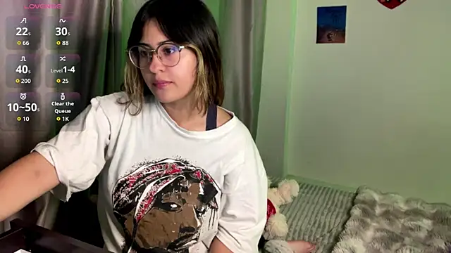 emma  bell  online show from 25, 9, 2025