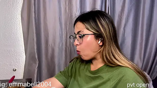 emma  bell  online show from 18, 12, 2025