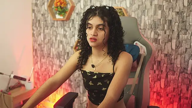 bonniie 98  online show from 7, 4, 2026