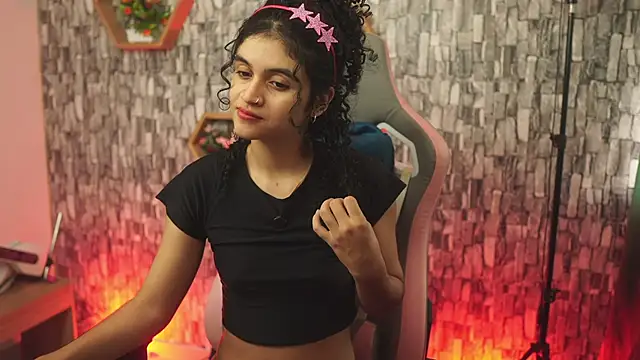 bonniie 98  online show from 18, 4, 2026