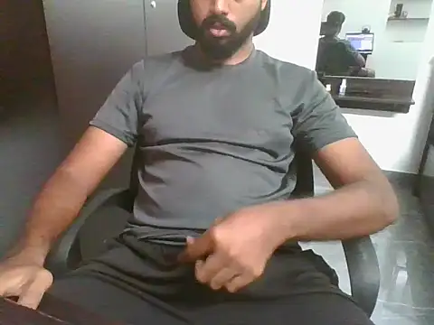 lovelyakash69 online show from 13, 10, 2025