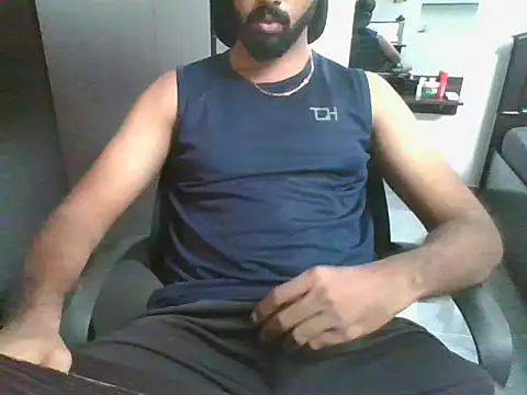 lovelyakash69 online show from 13, 6, 2026