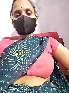 Snapshot of Soniy-Maax chatting on 26, 9, 2025 Soniy-Maax online show from 26, 9, 2025