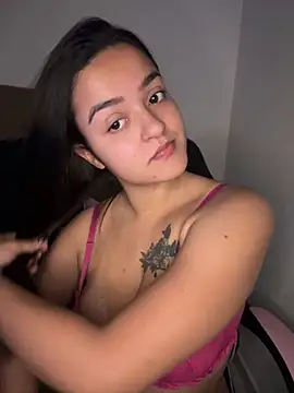 Snapshot of Manu_2002_ chatting on 18, 9, 2025 Manu 2002 online show from 18, 9, 2025