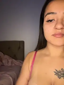 Snapshot of Manu_2002_ chatting on 4, 10, 2025 Manu 2002 online show from 4, 10, 2025