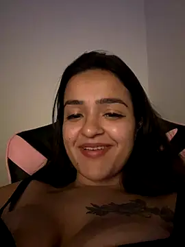 Snapshot of Manu_2002_ chatting on 23, 10, 2025 Manu 2002 online show from 23, 10, 2025