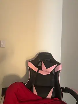 Snapshot of Manu_2002_ chatting on 12, 11, 2025 Manu 2002 online show from 12, 11, 2025