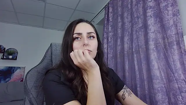 ValeriiMills online show from 24, 11, 2025