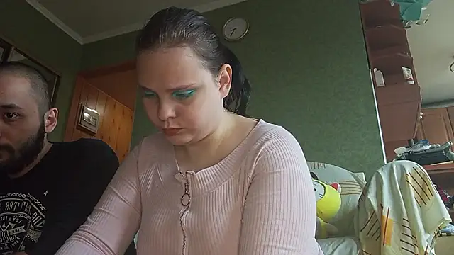 SweetPiggyx online show from 23, 4, 2026