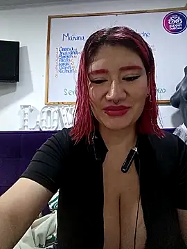 Snapshot of Cerecitaa02_ chatting on 3, 3, 2026 Cerecitaa02 online show from 3, 3, 2026