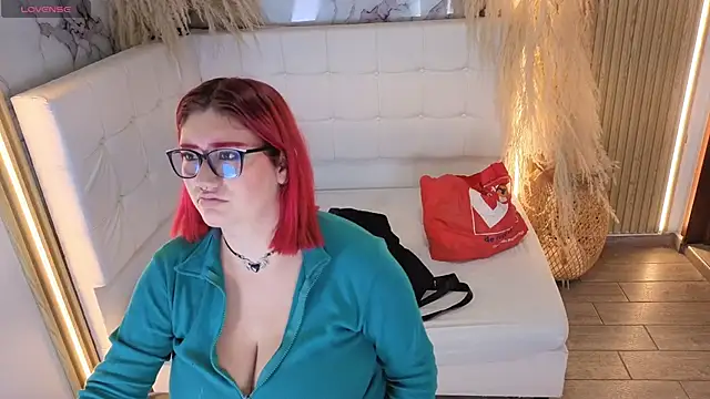 Snapshot of Cerecitaa02_ chatting on 13, 4, 2026 Cerecitaa02 online show from 13, 4, 2026