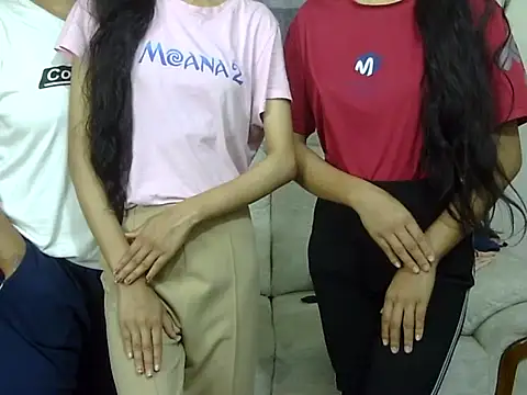 SistersLove3 online show from 22, 3, 2025