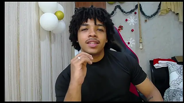 Snapshot of black_king_241 chatting on 22, 12, 2025 black king 241 online show from 22, 12, 2025