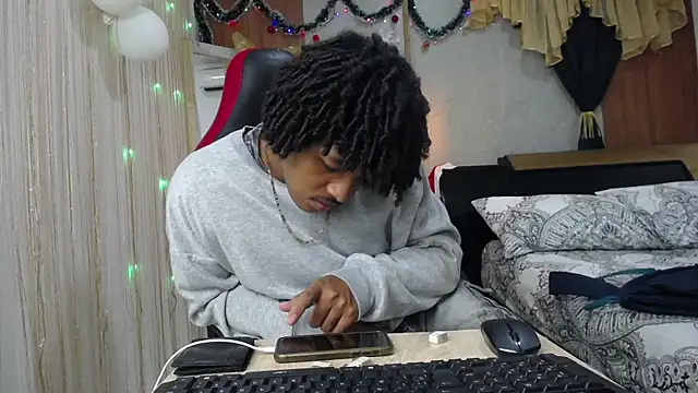 Snapshot of black_king_241 chatting on 8, 1, 2026 black king 241 online show from 8, 1, 2026