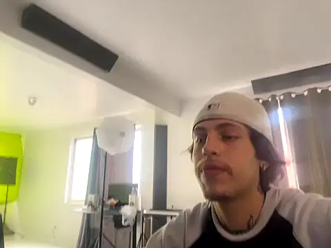 Snapshot of bigrosa21cm chatting on 26, 10, 2025 bigrosa21cm online show from 26, 10, 2025