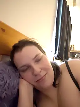 Baby Girl 3 online show from 29, 4, 2026