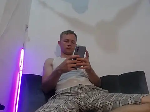 hot mann11 online show from 13, 3, 2026