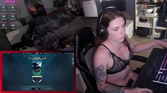 Snapshot of Horny_Makima chatting on 23, 9, 2025 Horny Makima online show from 23, 9, 2025