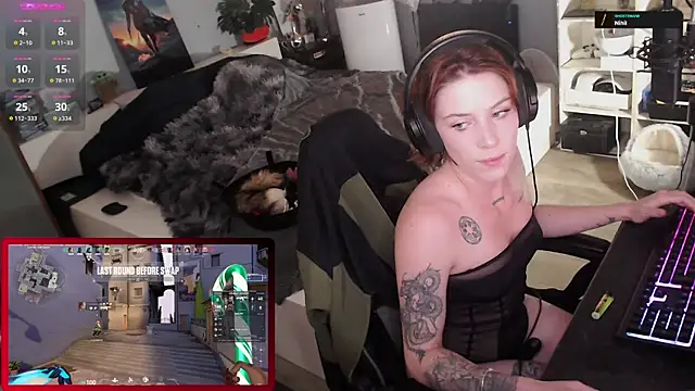 Snapshot of Horny_Makima chatting on 11, 10, 2025 Horny Makima online show from 11, 10, 2025