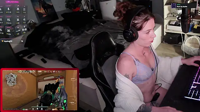 Snapshot of Horny_Makima chatting on 19, 10, 2025 Horny Makima online show from 19, 10, 2025