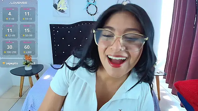 Ariana F W online show from 17, 9, 2025