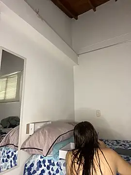 Mia  Gray online show from 5, 12, 2025