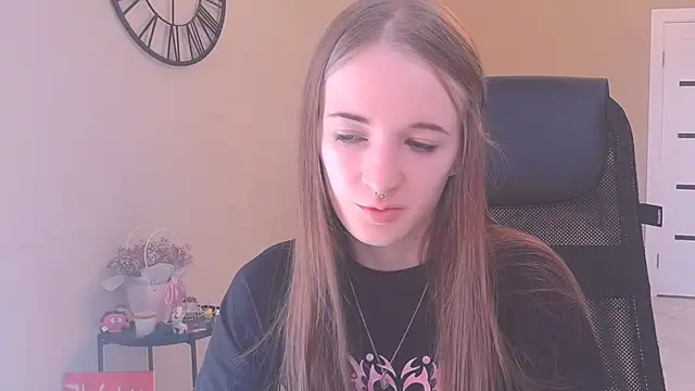 KateKayer online show from 18, 9, 2025