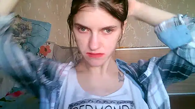 Casey Jeannie online show from 5, 4, 2026