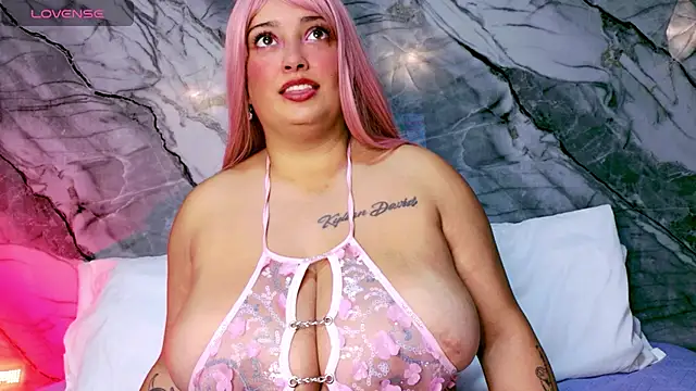 Snapshot of Alicee_stone_ chatting on 23, 9, 2025 Alicee stone  online show from 23, 9, 2025