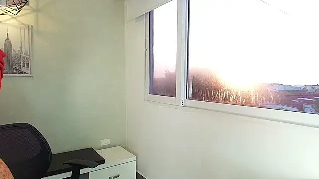 Snapshot of _Victoria_Collins chatting on 12, 11, 2025 Victoria Collins online show from 12, 11, 2025