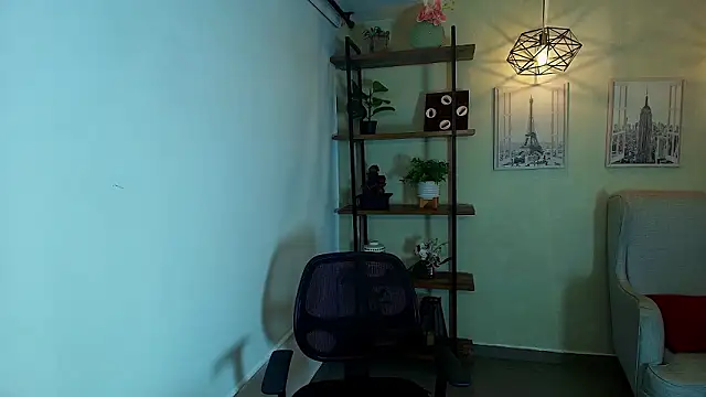 Snapshot of _Victoria_Collins chatting on 3, 2, 2026 Victoria Collins online show from 3, 2, 2026