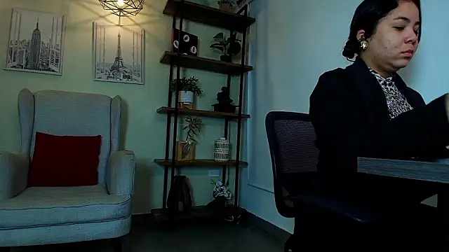 Snapshot of _Victoria_Collins chatting on 21, 2, 2026 Victoria Collins online show from 21, 2, 2026