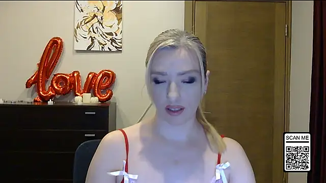 Wild Silk Desire online show from 4, 3, 2026