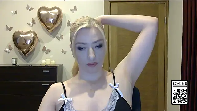 Snapshot of Wild_Silk_Desire chatting on 24, 5, 2026 Wild Silk Desire online show from 24, 5, 2026