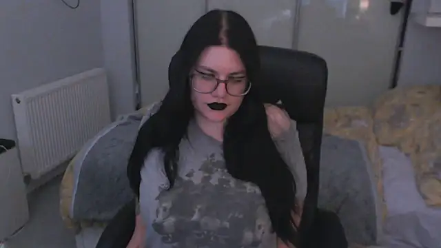 Snapshot of GothSuccubusBabe chatting on 21, 7, 2026 GothSuccubusBabe online show from 21, 7, 2026
