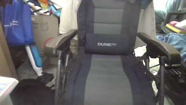 Lovyourpuss online show from 18, 4, 2026