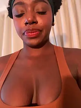 alissradiante1 online show from 17, 11, 2025