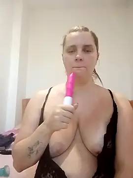 JessicaItalia online show from 5, 10, 2025