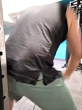 Snapshot of CloudyMuscleBeefy chatting on 11, 9, 2025 CloudyMuscleBeefy online show from 11, 9, 2025