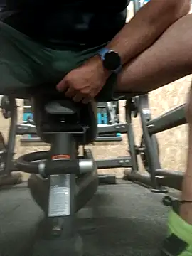 Snapshot of CloudyMuscleBeefy chatting on 15, 9, 2025 CloudyMuscleBeefy online show from 15, 9, 2025