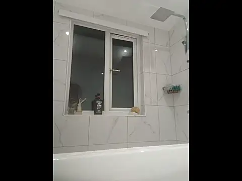 Snapshot of CloudyMuscleBeefy chatting on 28, 10, 2025 CloudyMuscleBeefy online show from 28, 10, 2025