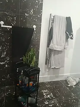 Snapshot of CloudyMuscleBeefy chatting on 8, 11, 2025 CloudyMuscleBeefy online show from 8, 11, 2025