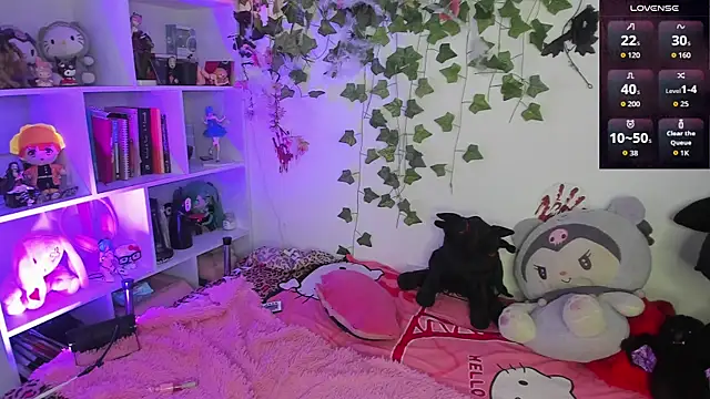 Snapshot of sarahminage_ chatting on 18, 11, 2025 sarahminage online show from 18, 11, 2025