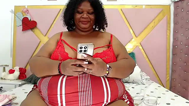 Snapshot of Exoticbigmandy chatting on 13, 10, 2025 Exoticbigmandy online show from 13, 10, 2025