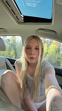 Snapshot of SabrinaRosed chatting on 30, 4, 2026 SabrinaRosed online show from 30, 4, 2026