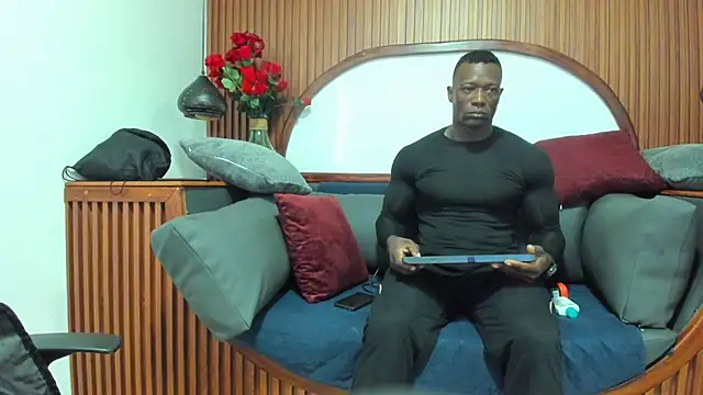 Snapshot of MarcusBlack_ chatting on 21, 11, 2025 MarcusBlack online show from 21, 11, 2025