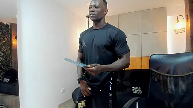 Snapshot of MarcusBlack_ chatting on 3, 12, 2025 MarcusBlack online show from 3, 12, 2025